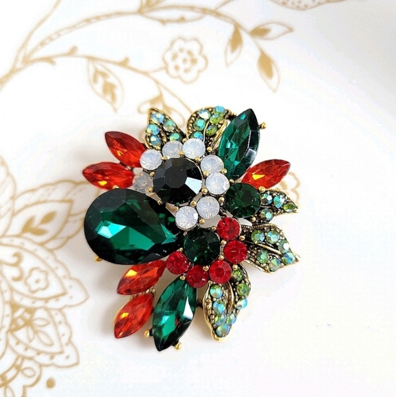 Holiday Celebrations Red & Green Crystals Brooch Pin Pendant Necklace NWT - Picture 6 of 9